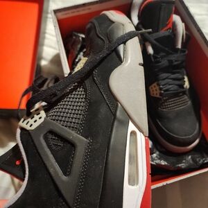 Jordan 4 retro